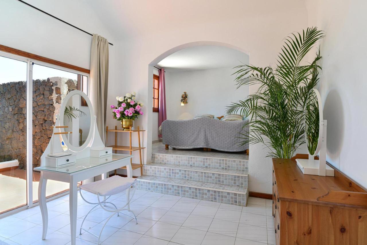 Villa Alex Puerto del Carmen  Eksteriør billede