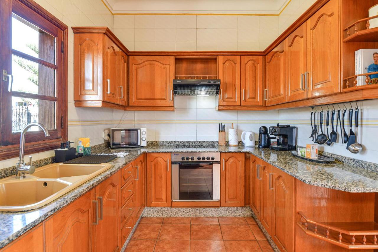 Villa Alex Puerto del Carmen  Eksteriør billede